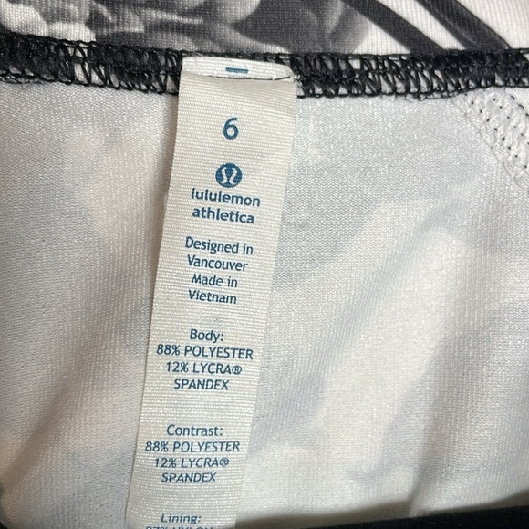 Lululemon | Women’s Nice Asana Jacket in Brisk Bloom Size 6 - Picture 4 of 7